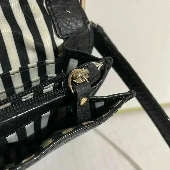 Kate spade Black pebbled leather crossbody handbag - Picture 10 of 14